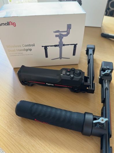 DJI RS 4 + SmallRig Wireless Dual Handgrip & Sling Handle - As New - Boxed