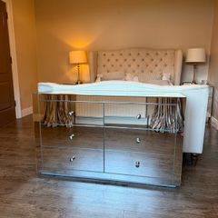 mirrored chest of drawers