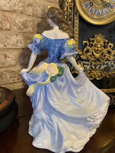 Royal Doulton figurine of the year "Rebecca"
