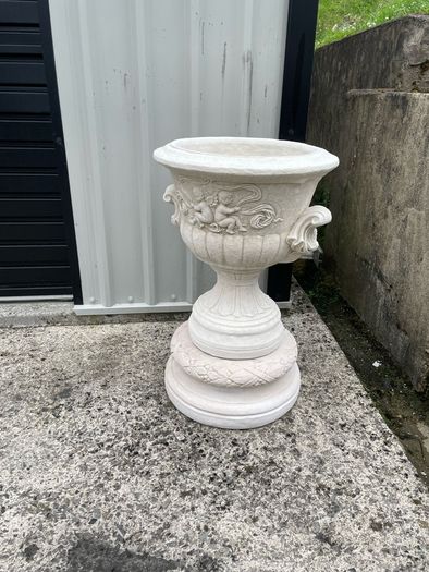 garden ornaments