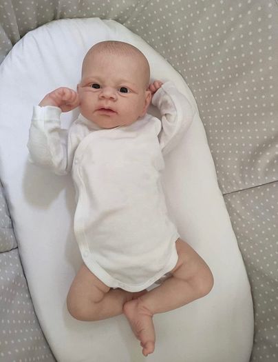 Reborn Baby Dolls 17 Inch Silicone Baby Dolls That Look Real Soft Cloth Body Preemie Babies Realsitic Newborn Baby Dolls (FREE POSTAGE)