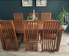 Solid table