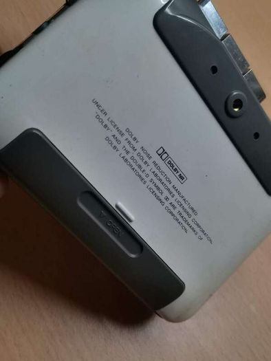 Sony WM-F38 Walkman Cassette Player