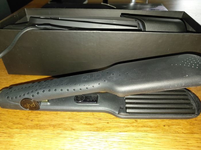 GHD Contour Professional Crimper