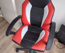 Gaming chair