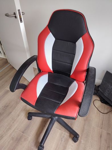 Gaming chair