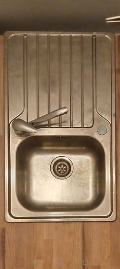 NEED GONEkitchen doors  new blanco sink and tap