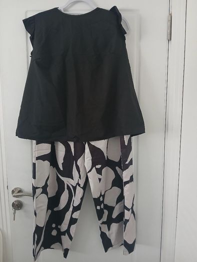top&trousers set size 18