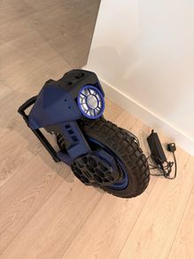 Extant condition EUC scooter & predator helmet