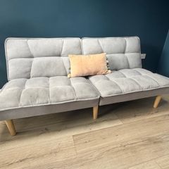 Couch / Sofa