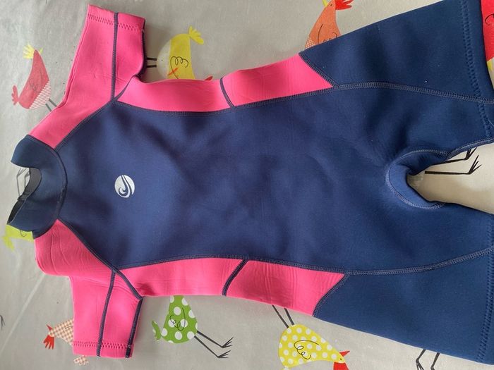 wetsuit
