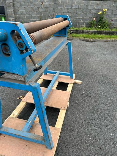 Sheet metal machinery