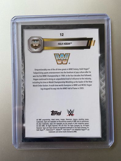 WWE Topps Chrome 2025, Hulk Hogan Neon Green and Black Refractor