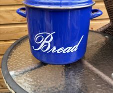 Vintage bread bin