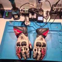 A star gloves gp pro r2