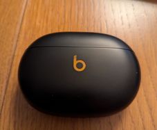 beats Studio buds plus