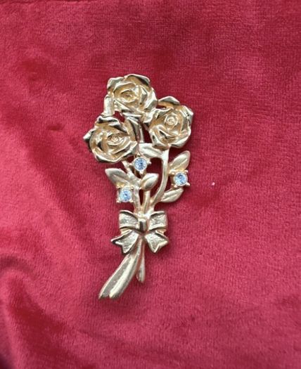 Vintage Roses Brooch