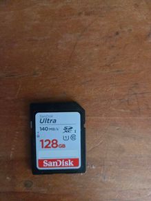 Sandisk 128 GB memory card for camera, 140 MB/S