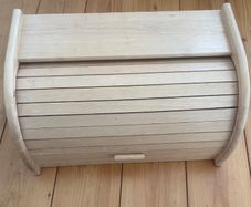 Bread bin