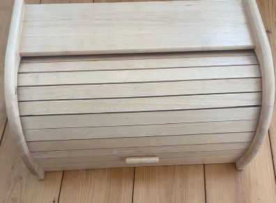 Bread bin