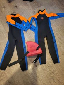 Kids swim gear and Fin (Fin bought for e40)
