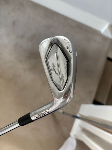 Mizuno jpx 900 4 & 5 Irons