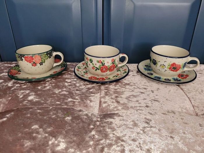 Boleslawiec pottery- cups and saucers