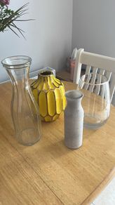 vases