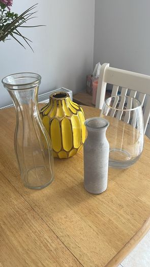 vases