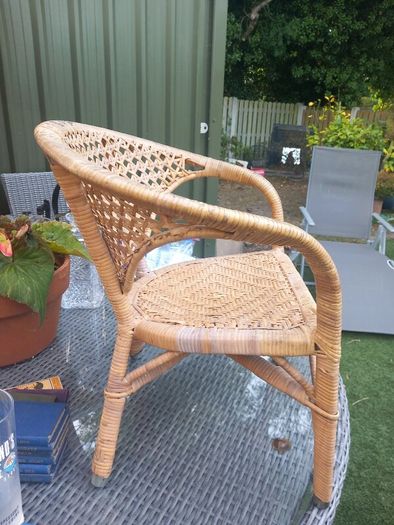 Rattan chair for a child, very cool piece, metal feet, D18