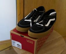 Vans Rowley Black/Gum Trainers -Unworn - Size [10.5]