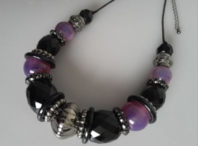 Necklace. - Purple - Black - Silver