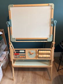Kids Easel