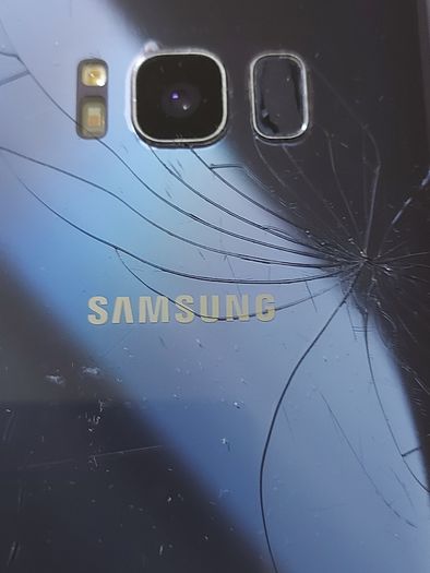 Samsung Galaxy S8 (SM-G950F), for parts or repair, not powering on