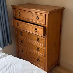 Chest of drawers (5 drawers): 2 available for 50 euro each; both for 80 euro