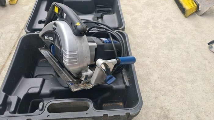 Evolution EvoSaw 230 steel cutting circular saw
