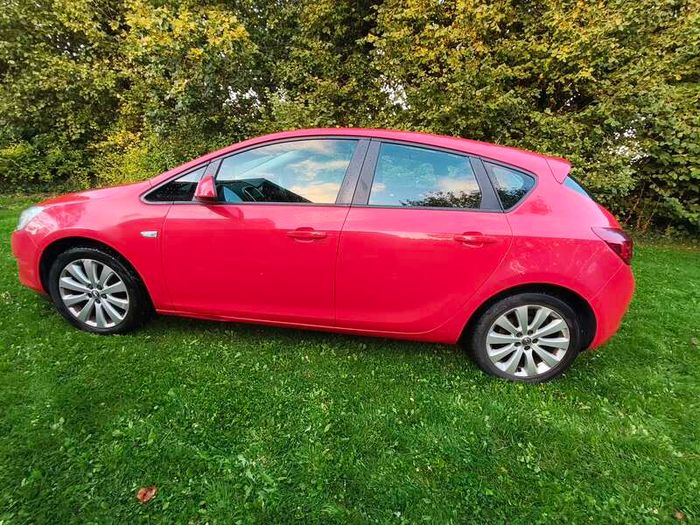 2012 Opel Astra