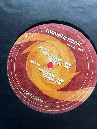 10e each Techno 12" vinyl