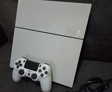 PS4 1TB with firmware 11.02 Jailbroken