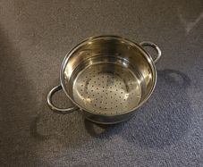 Stainless Steel Steamer Pot. Excellent Condition