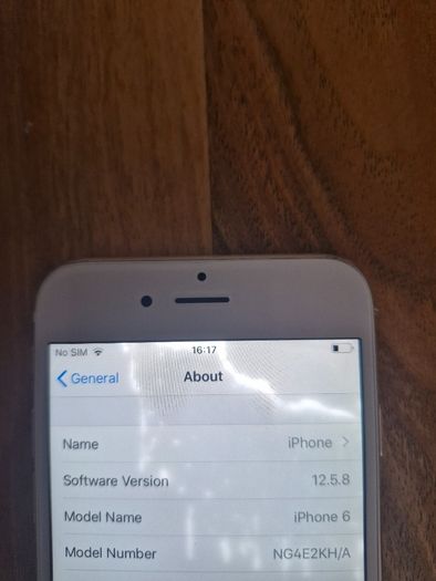 Apple iPhone 6 - 128GB - Silver (Unlocked / Not Icloud Locked)