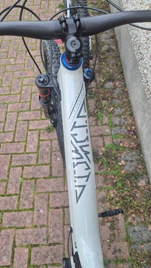 Commencal Meta AM/TR 29 Full Shimano XT, RockShox Lyrik, DT Swiss, Frame Wrapped