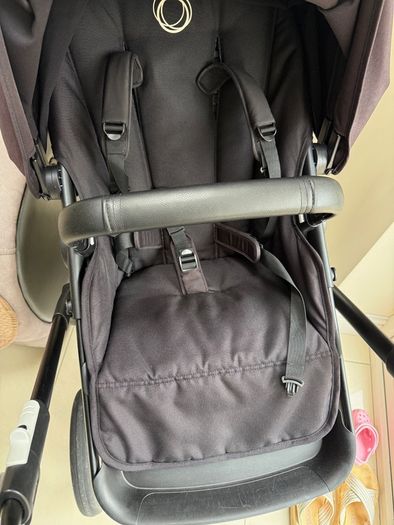 Bugaboo Fox 2 with car seat
