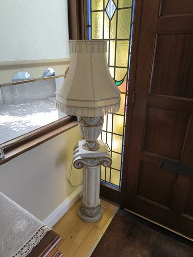 Lamp & Pedestal