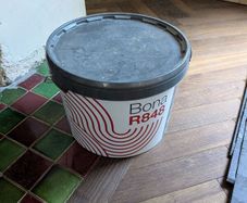 Parquet floor adhesive