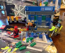 Lego ATM Heist Battle 76082