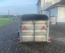 Ivor Williams livestock trailer