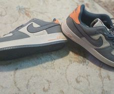 Nike sports shoes 42 uk new