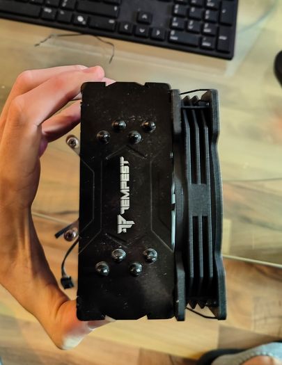 Tempest Tower CPU ARGB Cooler Black / White