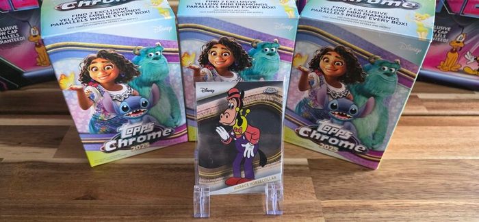 Topps Disney Chrome 2025